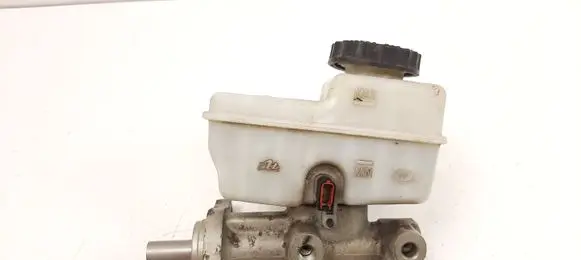 Nissan Navara D40 Master brake cylinder