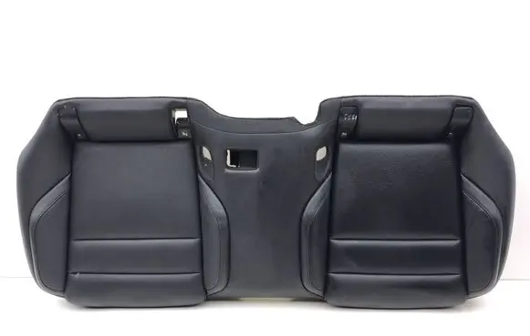 Porsche Taycan 9J1 Rear seat 