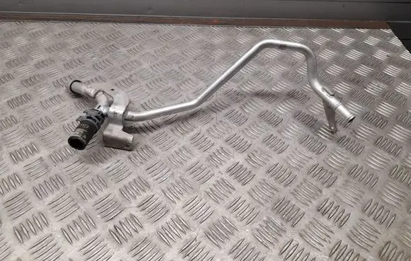Audi A8 S8 D4 4H Engine coolant pipe/hose 4H0121485AG