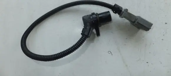Volkswagen Touareg I Crankshaft position sensor 9805940