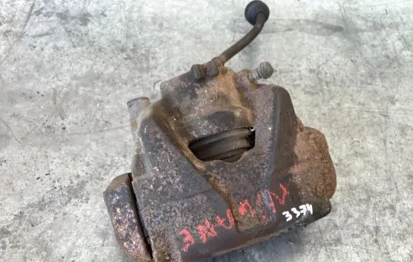 Renault Megane III Front brake caliper