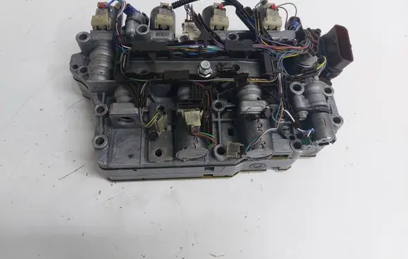 Ford S-MAX Transmission gearbox valve body BSJM5P7A101AH BSJM5P-7A101-AH