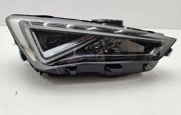 Seat Leon IV Headlight/headlamp 