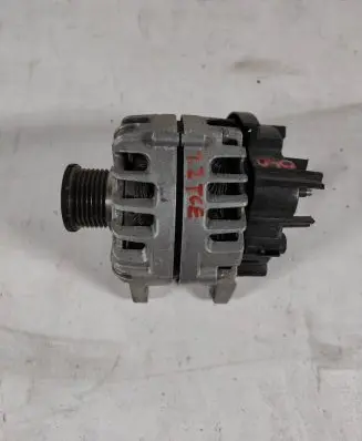 Renault Megane IV Generator/alternator 231008040R 2613543A 2117021140