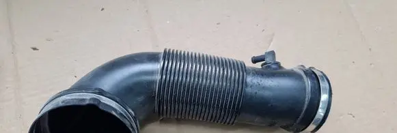 Audi Q5 SQ5 Air intake duct part 06L129629J