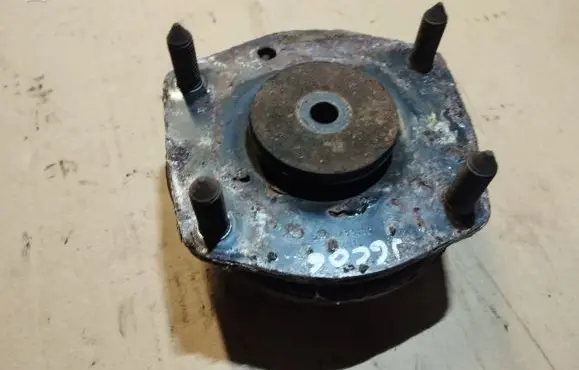Jeep Grand Cherokee (WK) Front coil spring rubber mount 52089331AG