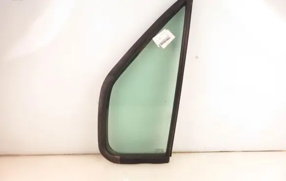 Opel Movano A Front triangle window/glass 