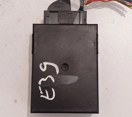 BMW 5 E39 Other control units/modules 05103000 110187 HW00SW01