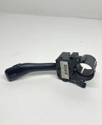 Volkswagen Golf IV Indicator stalk 8L0953513G 202852ATW