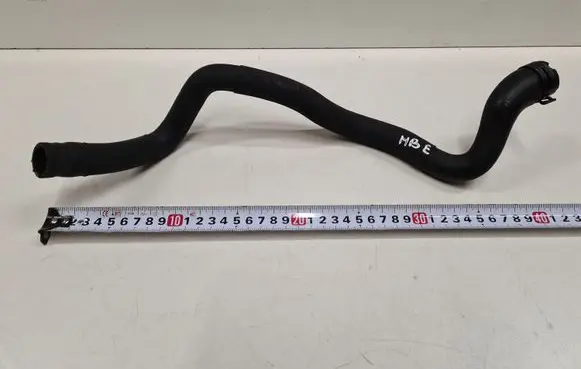 Mercedes-Benz E W211 Engine coolant pipe/hose A2115000372
