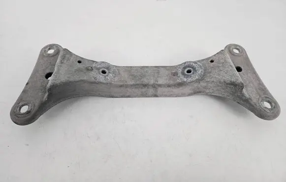 BMW X1 E84 Gearbox mounting bracket 6778059