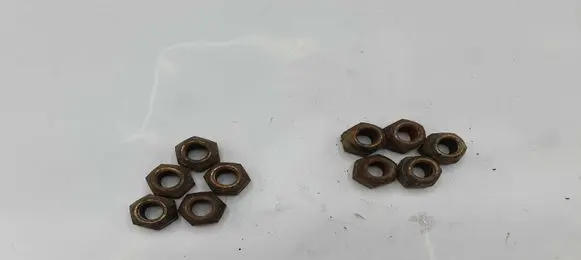 Toyota Corolla Verso AR10 Nuts/bolts NOCODE