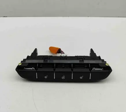 KIA Ceed Seat heating switch 40B2011800 93315J7010