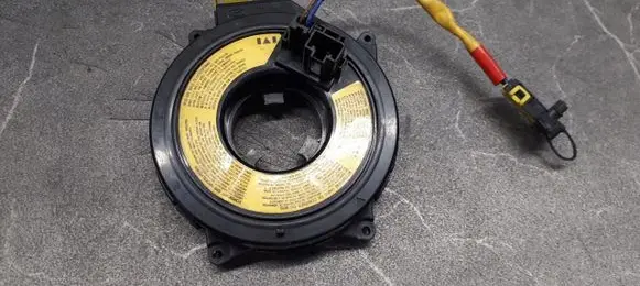 Hyundai Lantra II Airbag slip ring squib (SRS ring)