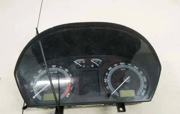 Skoda Fabia Mk1 (6Y) Speedometer (instrument cluster) 6y0920863e