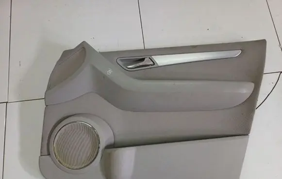 Mercedes-Benz B W245 Front door card panel trim