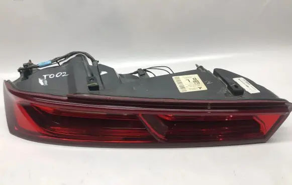 Chevrolet Camaro Rear/tail lights 23393363