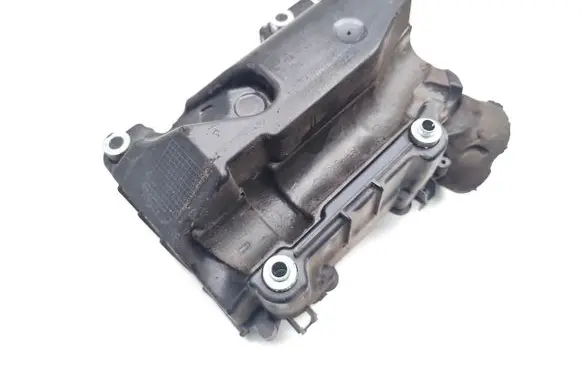 Intake resonator
