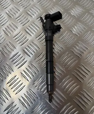 Skoda Fabia Mk3 (NJ) Fuel injector 28565335 0326BP10F81 0131428820H