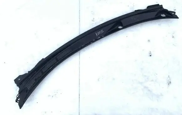 Wiper trim