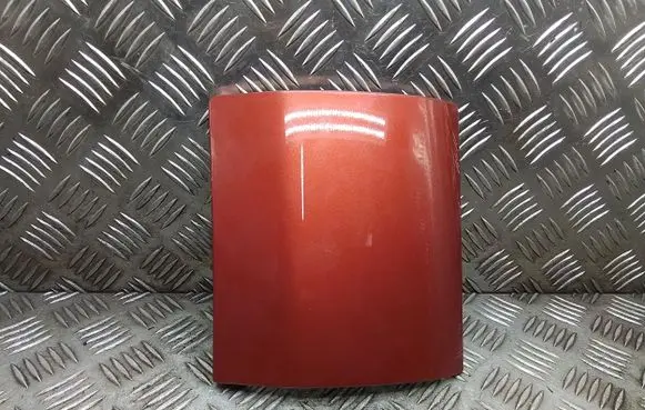 Peugeot Traveller Rear/tail light trim molding 9809662777