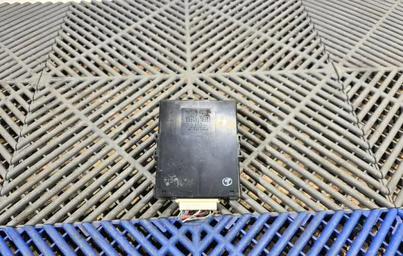 Lexus RX 330 - 350 - 400H Gateway control module 8911148100 2324005330