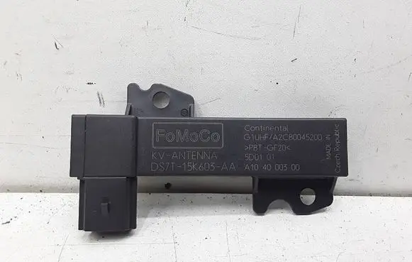 Ford Focus Aerial antenna amplifier DS7T15K603AA A104000300