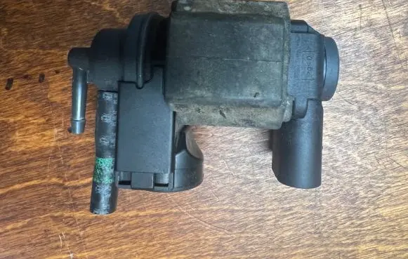 Audi A4 S4 B9 Turbo solenoid valve 059906629D 12826BZ02