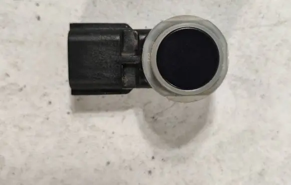 Renault Megane III Parking PDC sensor 284429097R 303957 1002221637