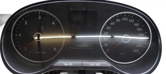 Volkswagen Polo V 6R Speedometer (instrument cluster) 6R0920861KX