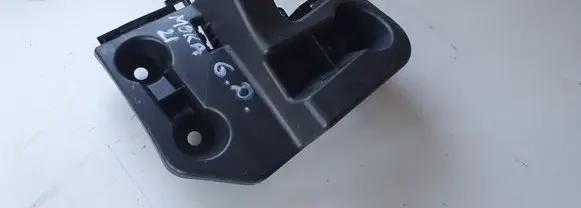 Opel Mokka X Rear bumper mounting bracket
