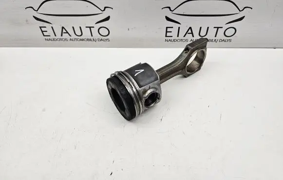 BMW 5 F10 F11 Piston with connecting rod