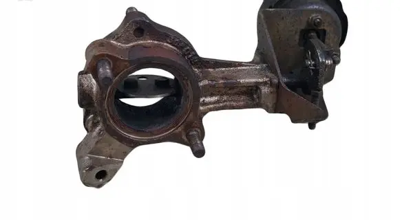 Isuzu Trooper EGR valve