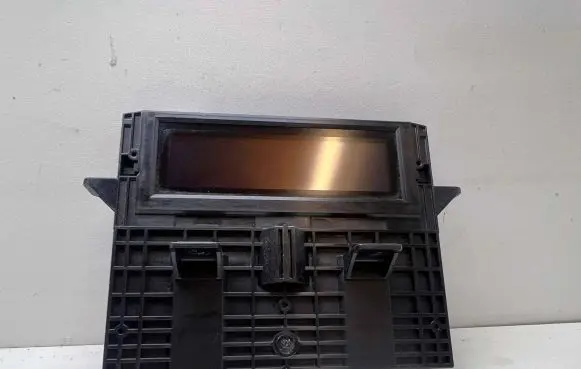 Volvo XC60 Screen/display/small screen 30772584 10W20E02 M8201100246