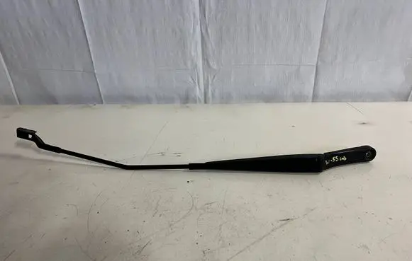 Volkswagen Golf VII Front wiper blade arm 5G1955410A
