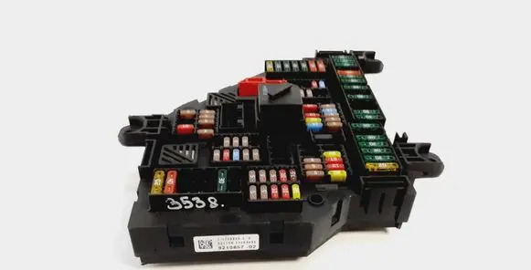 BMW 5 GT F07 Fuse module 9210857