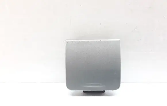 Rear bumper row hook cap/cover