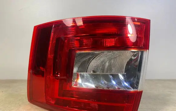 Skoda Octavia Mk3 (5E) Rear/tail lights 5E9945096