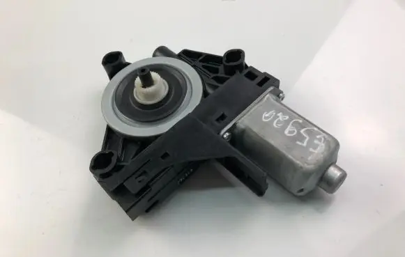 Volvo XC70 Front door window regulator motor 966264102