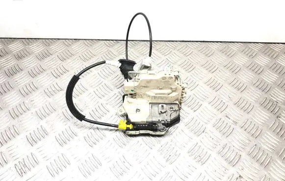 Audi A5 8T 8F Rear door lock M127914 8K0839015C