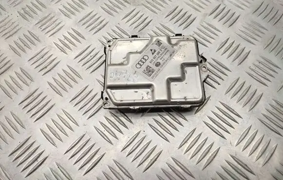 Volkswagen Golf VII Headlight ballast module Xenon 8V0907399D