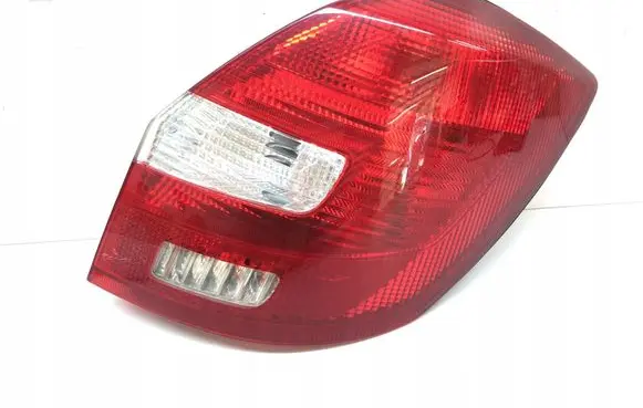 Skoda Fabia Mk2 (5J) Rear/tail lights 5J6945096