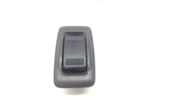 Mazda 626 Electric window control switch GE4T66380A 07Z8D4