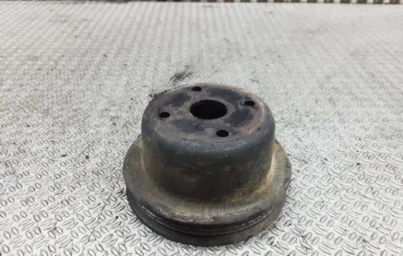 KIA Sportage Water pump pulley 