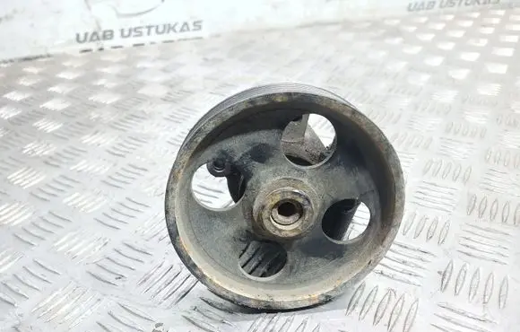Peugeot 406 Power steering pump 9630706380 26968990