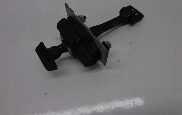 Peugeot 308 Front door check strap stopper 