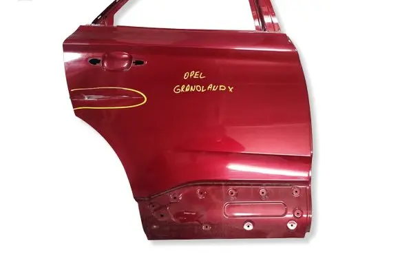 Opel Grandland X Rear door 