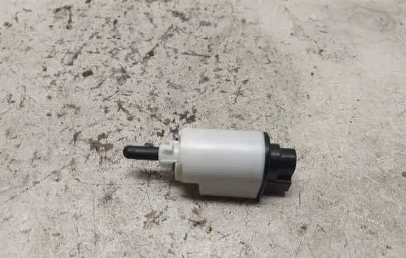 Peugeot 2008 II Brake pedal sensor switch 9813503180