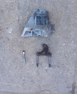 Subaru Legacy A/C compressor mount bracket 