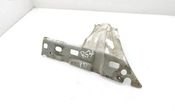 Fender mounting bracket